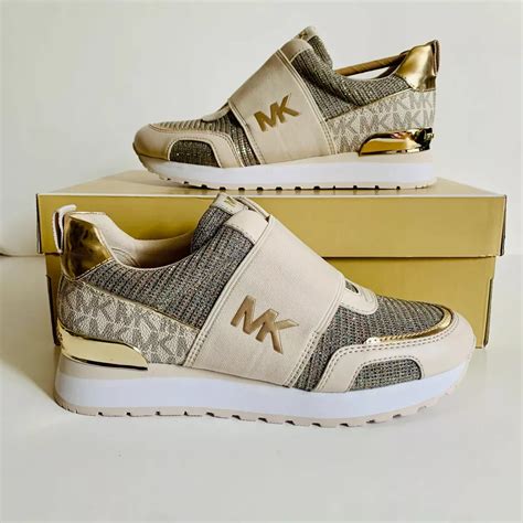 stores that sell michael kors shoes|michael kors factory outlet shoes.